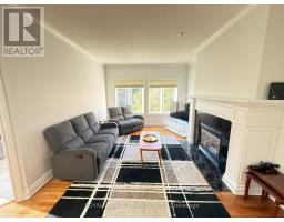 Kitchen - 3 Samuel Mann Avenue, Ottawa, ON K2S1X3 Photo 8