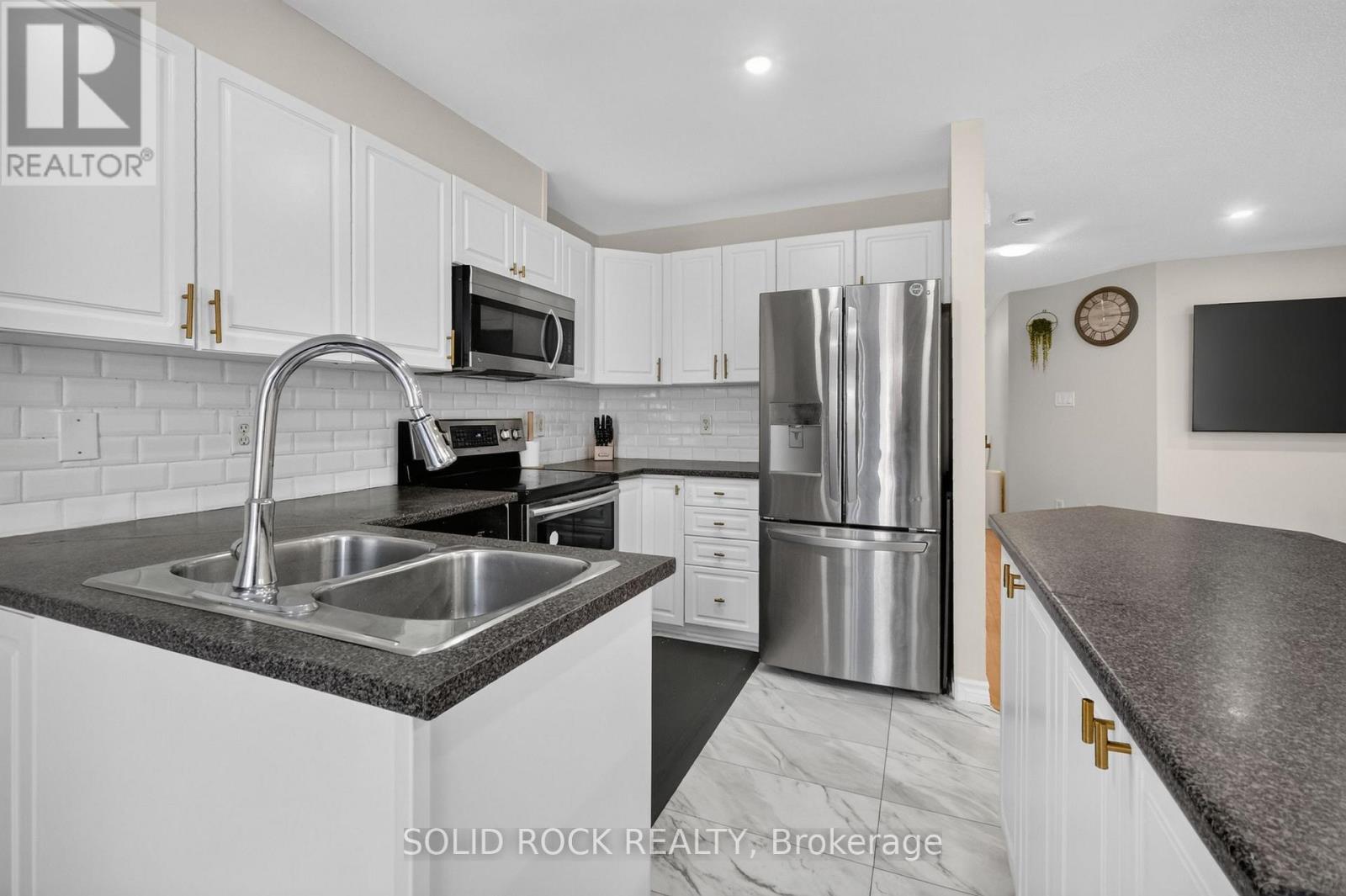 2073 HIBOUX STREET, Ottawa — photo 11