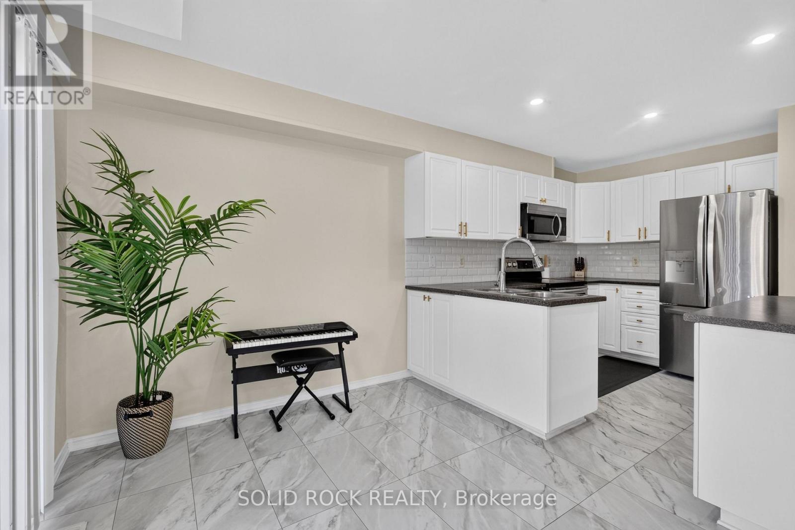 2073 HIBOUX STREET, Ottawa — photo 12