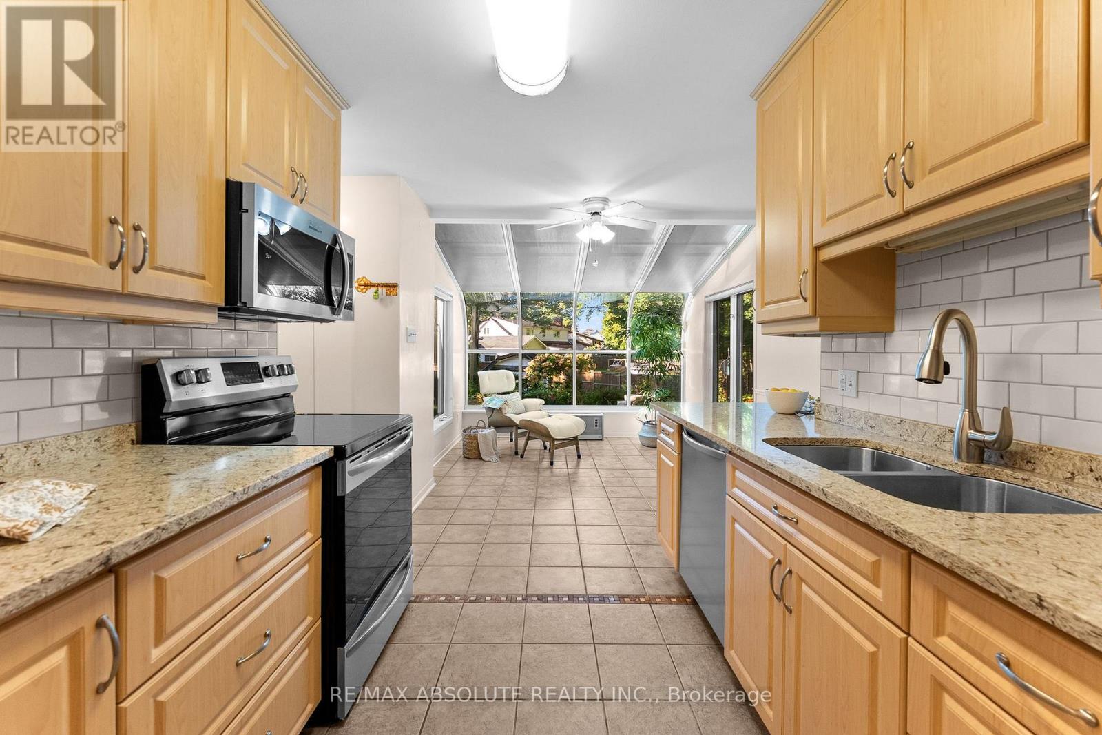 154 OTTAWA STREET - 15