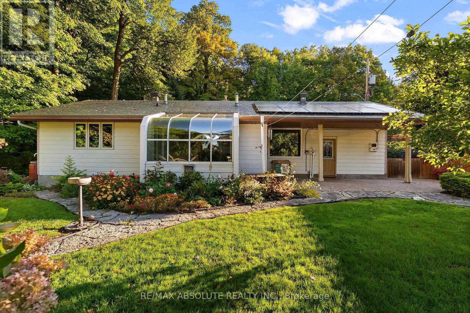 154 OTTAWA STREET - 37