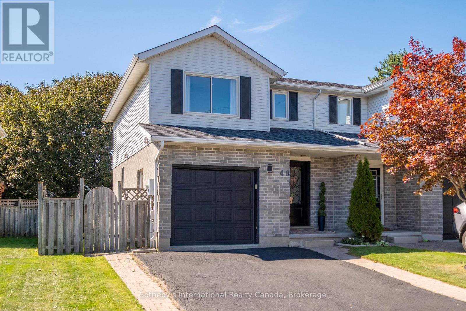 48 KATHLEEN STREET, Brant (Paris)