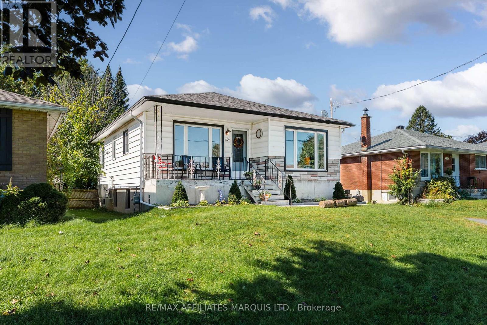 1108 DALY AVENUE, Cornwall — photo 3