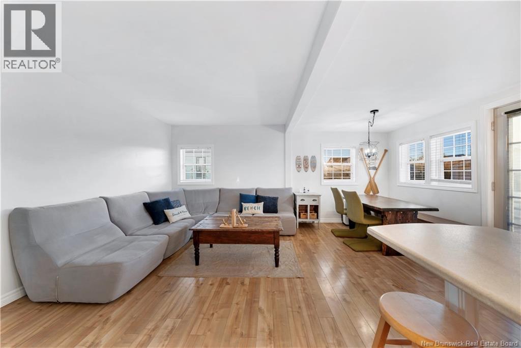 116 Brydges - Image 24