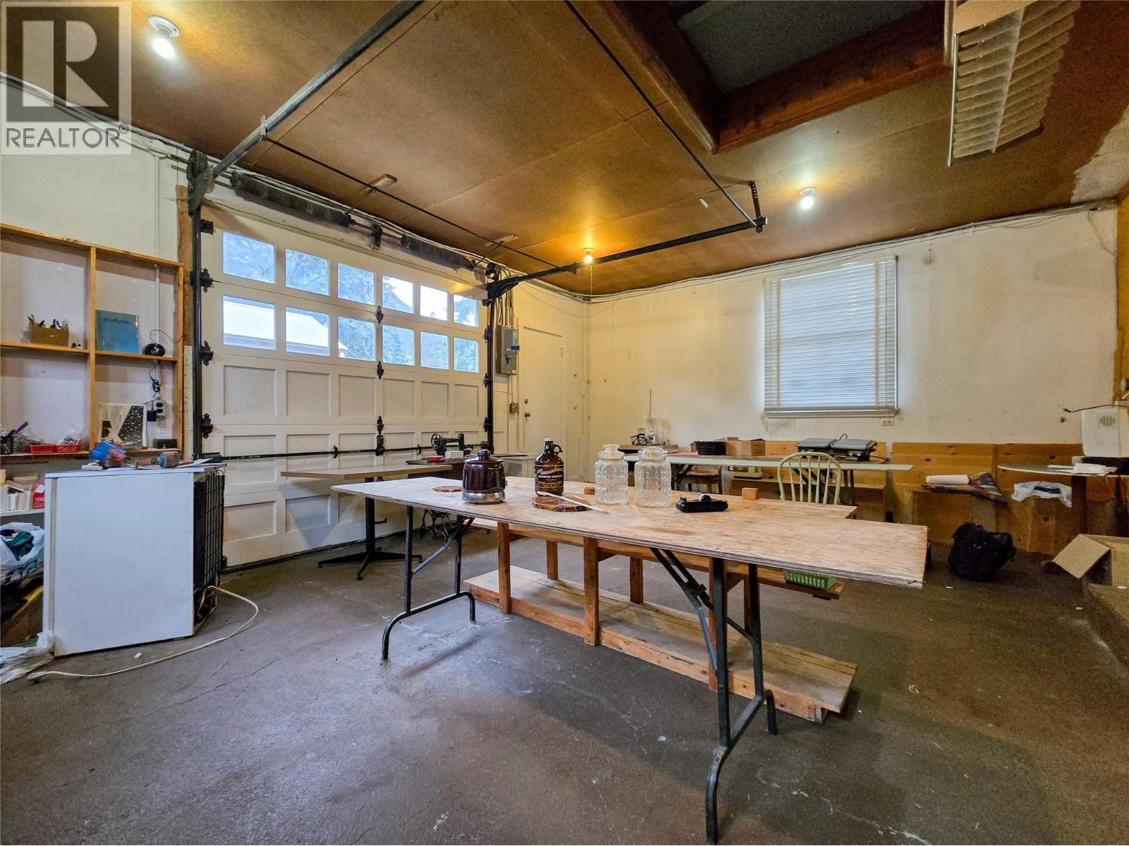 970 95 Highway, Spillimacheen — photo 11