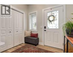 172 Oakmere Way - photo 5