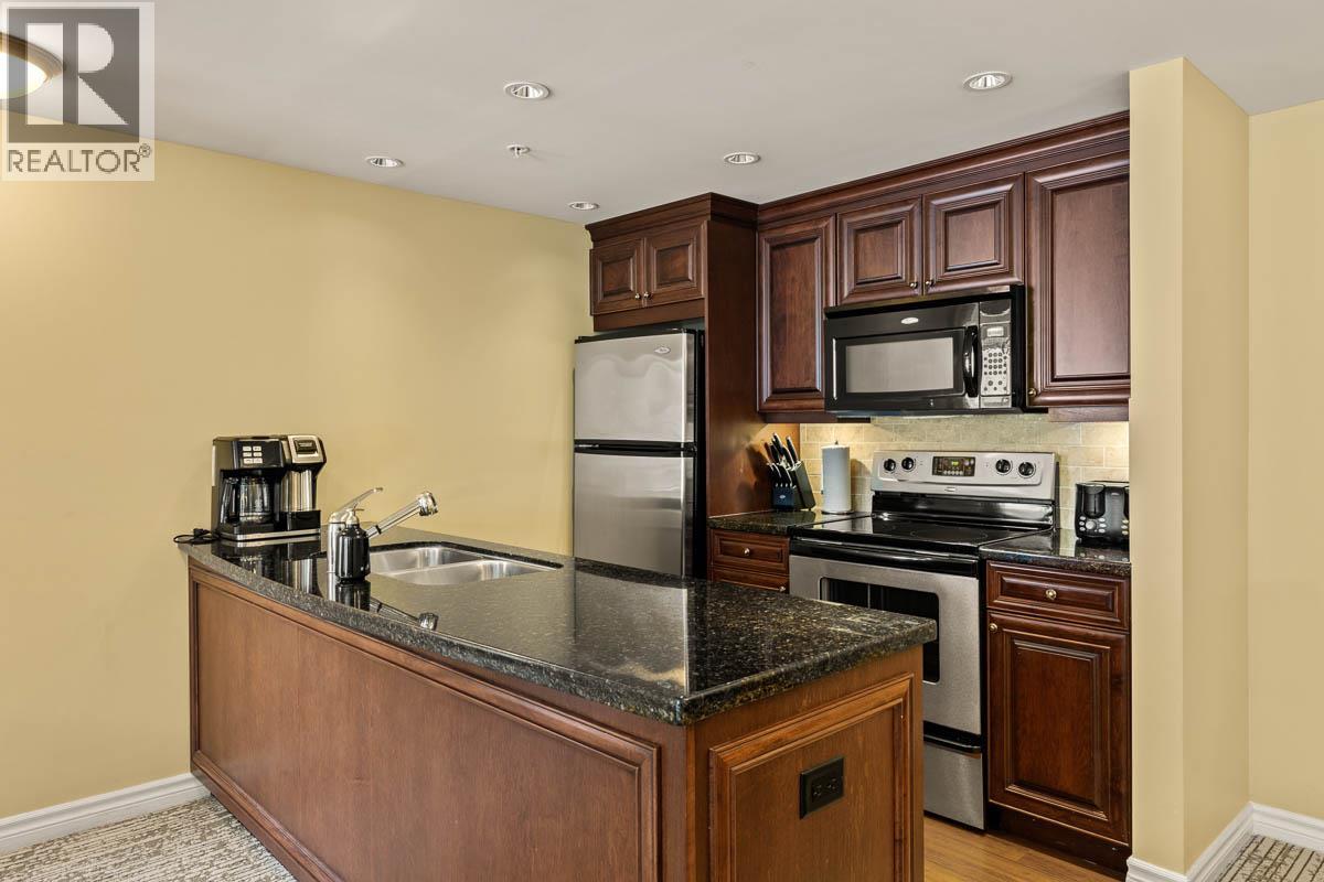 #1305B 3250 VILLAGE Way - 15