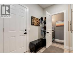 Bedroom - 172 Oakmere Way, Chestermere, AB T1X1N6 Photo 13