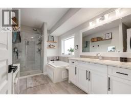 172 Oakmere Way, Chestermere, AB T1X1N6 Photo 22