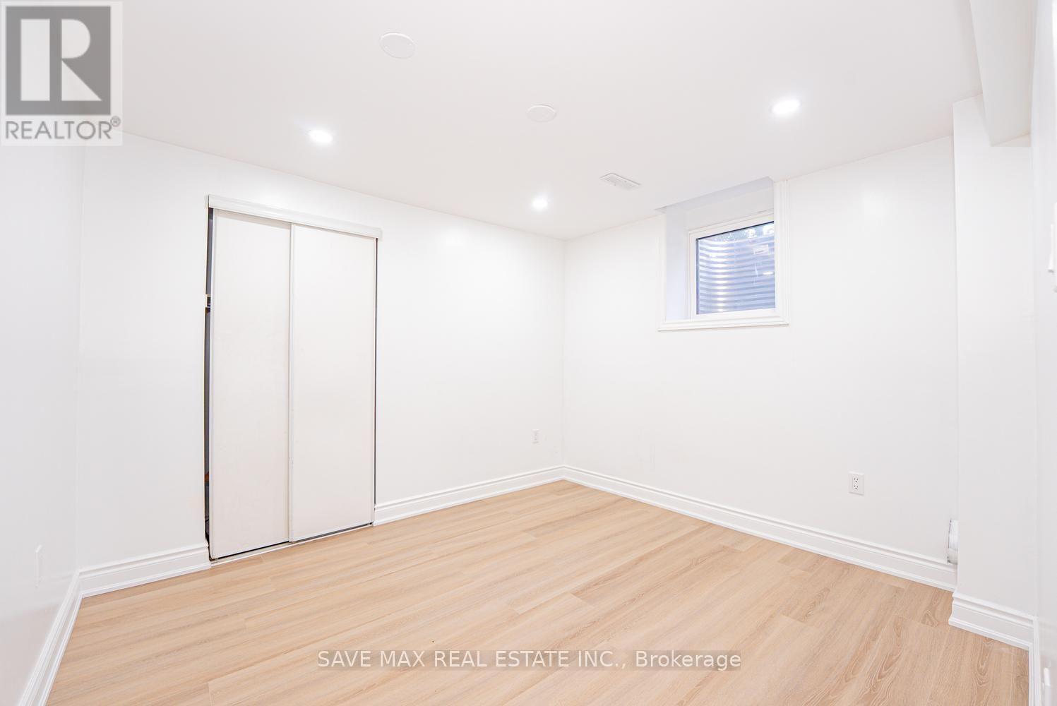 124 WEXFORD ROAD - 38