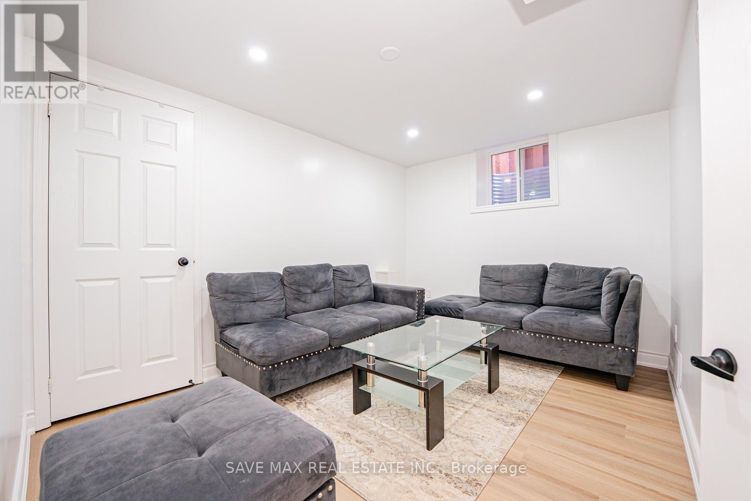 124 WEXFORD ROAD - 40