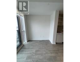 705 - 2300 St. Clair Avenue W, Toronto, ON M6N0B3 Photo 7