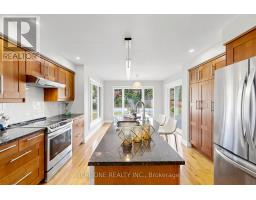1213 Rosethorne Road, Oakville, ON L6M1H5 Photo 12