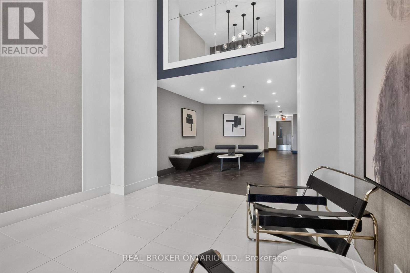 90 Trinity Street — photo 26
