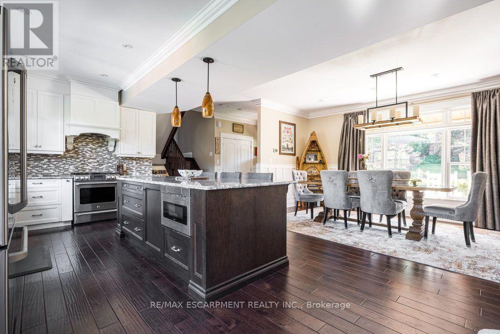 381 WOODWORTH COURT, Hamilton (Ancaster) — photo 10