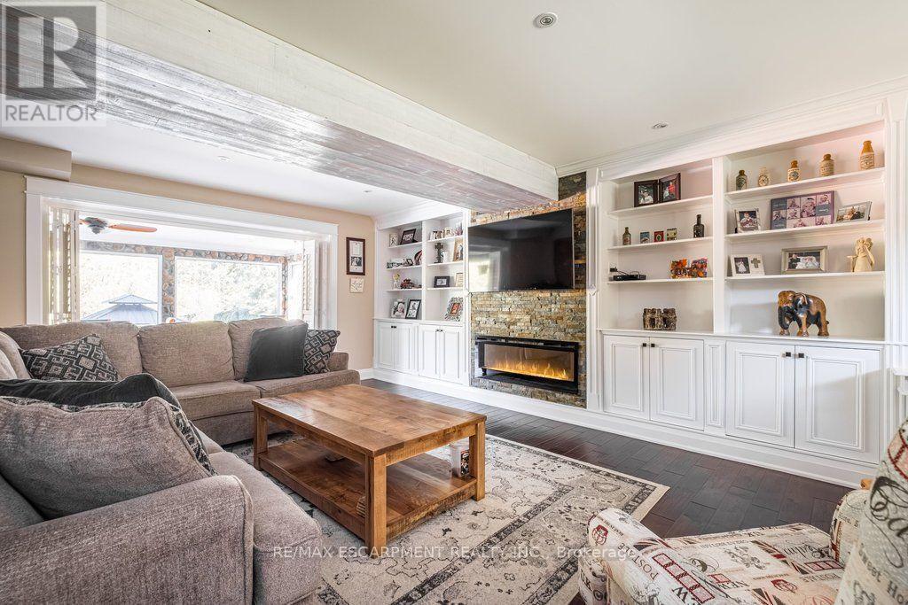 381 WOODWORTH COURT - 30