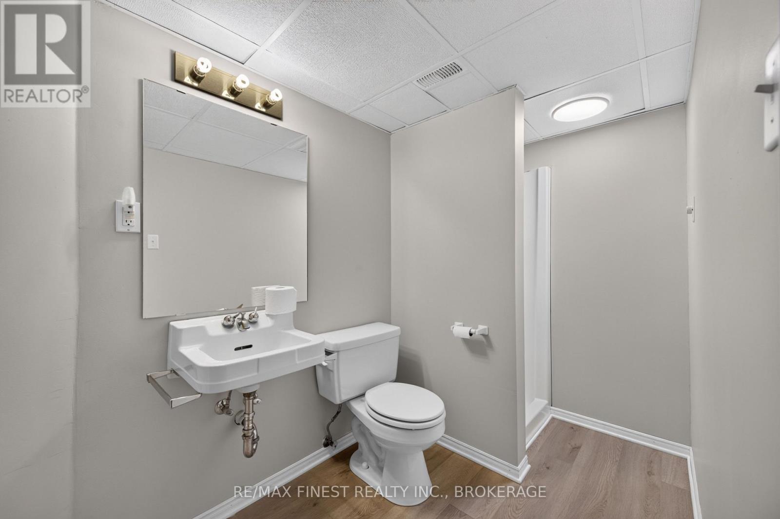 145 ELMWOOD DRIVE - Image 31
