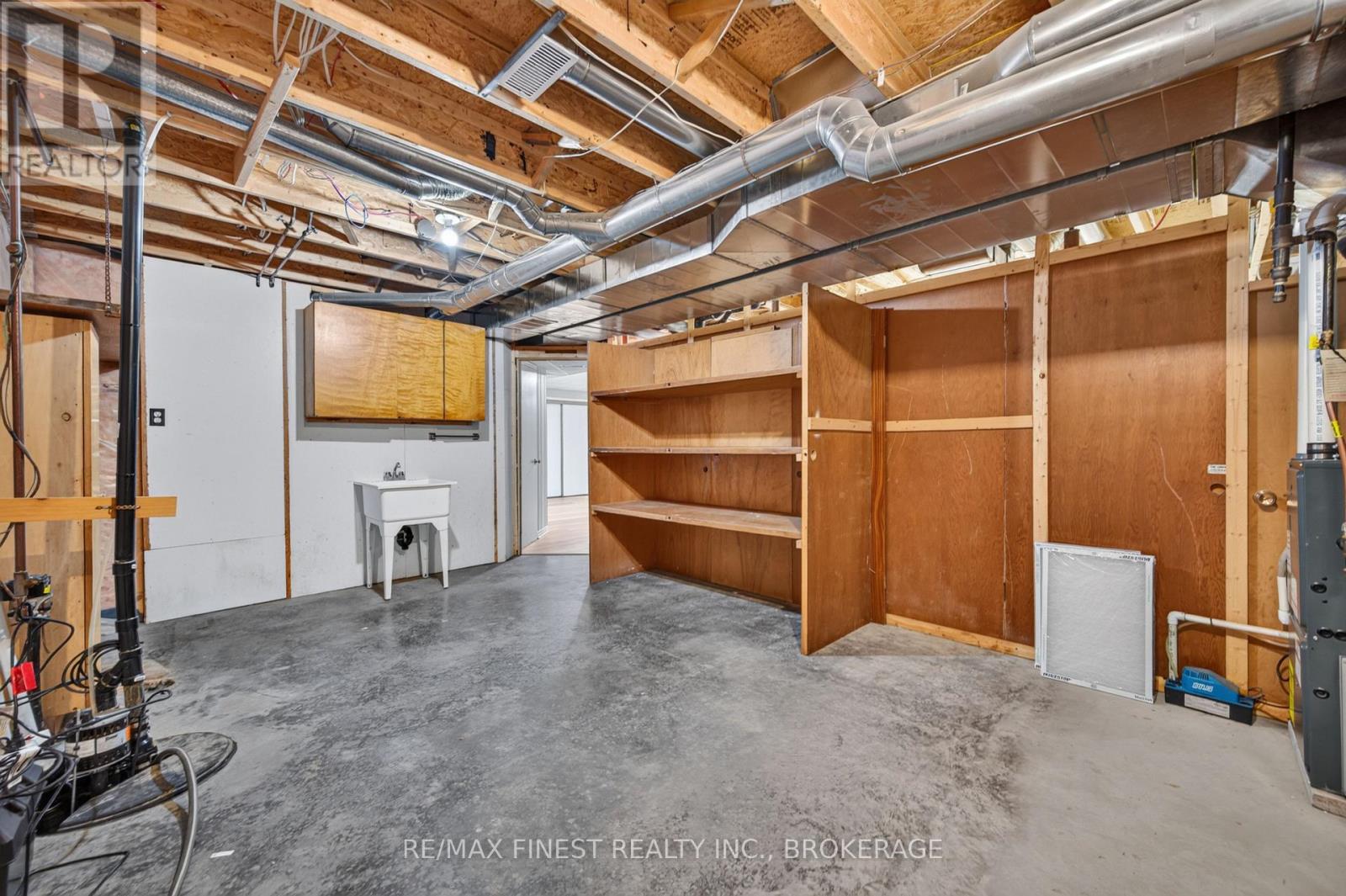 145 ELMWOOD DRIVE - Image 33