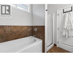 2557 Hebrides Cres, Courtenay, BC V9N3Z7 Photo 14