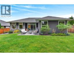 2557 Hebrides Cres, Courtenay, BC V9N3Z7 Photo 19