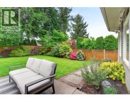 2557 Hebrides Cres, Courtenay, BC V9N3Z7 Photo 21