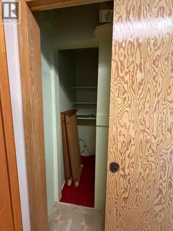 Deep  closet