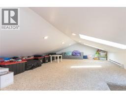 6390 Welch Rd, Central Saanich, BC V8M1W7 Photo 32
