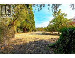 6390 Welch Rd, Central Saanich, BC V8M1W7 Photo 55