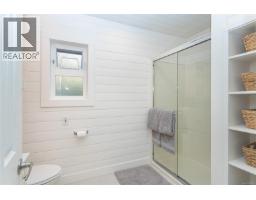 6390 Welch Rd, Central Saanich, BC V8M1W7 Photo 26