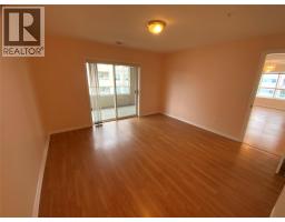 2265 Atkinson Street Unit# 607, Penticton, BC V2A8R7 Photo 8