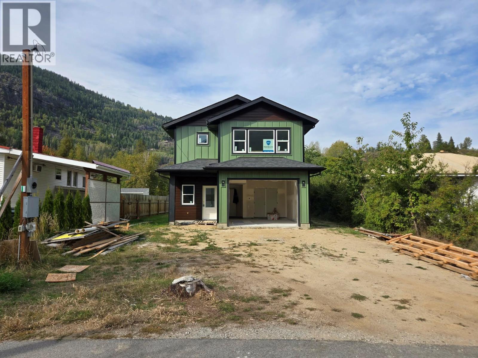 209 12th Avenue Frontage Road - 4