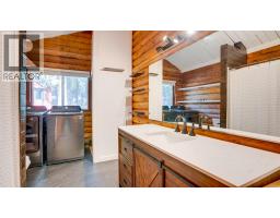 2452 Forest Drive, Blind Bay, BC V0E1H2 Photo 19