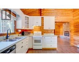 2452 Forest Drive, Blind Bay, BC V0E1H2 Photo 24