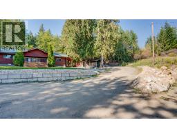 2452 Forest Drive, Blind Bay, BC V0E1H2 Photo 35