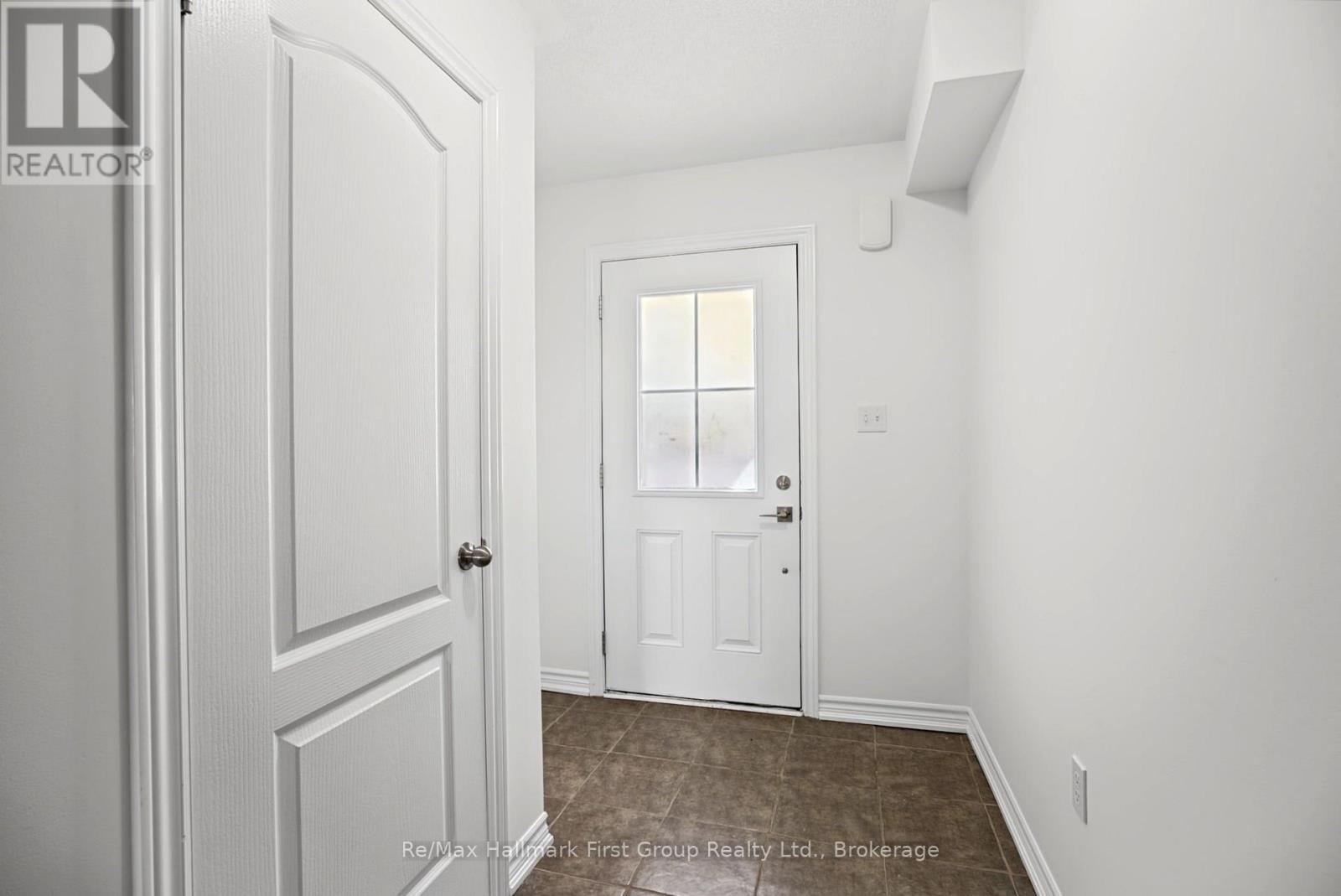 36 KATERSON LANE, Clarington (Courtice) — photo 5