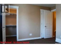 Living room - 1836 York Street, Regina, SK S4T4R2 Photo 8