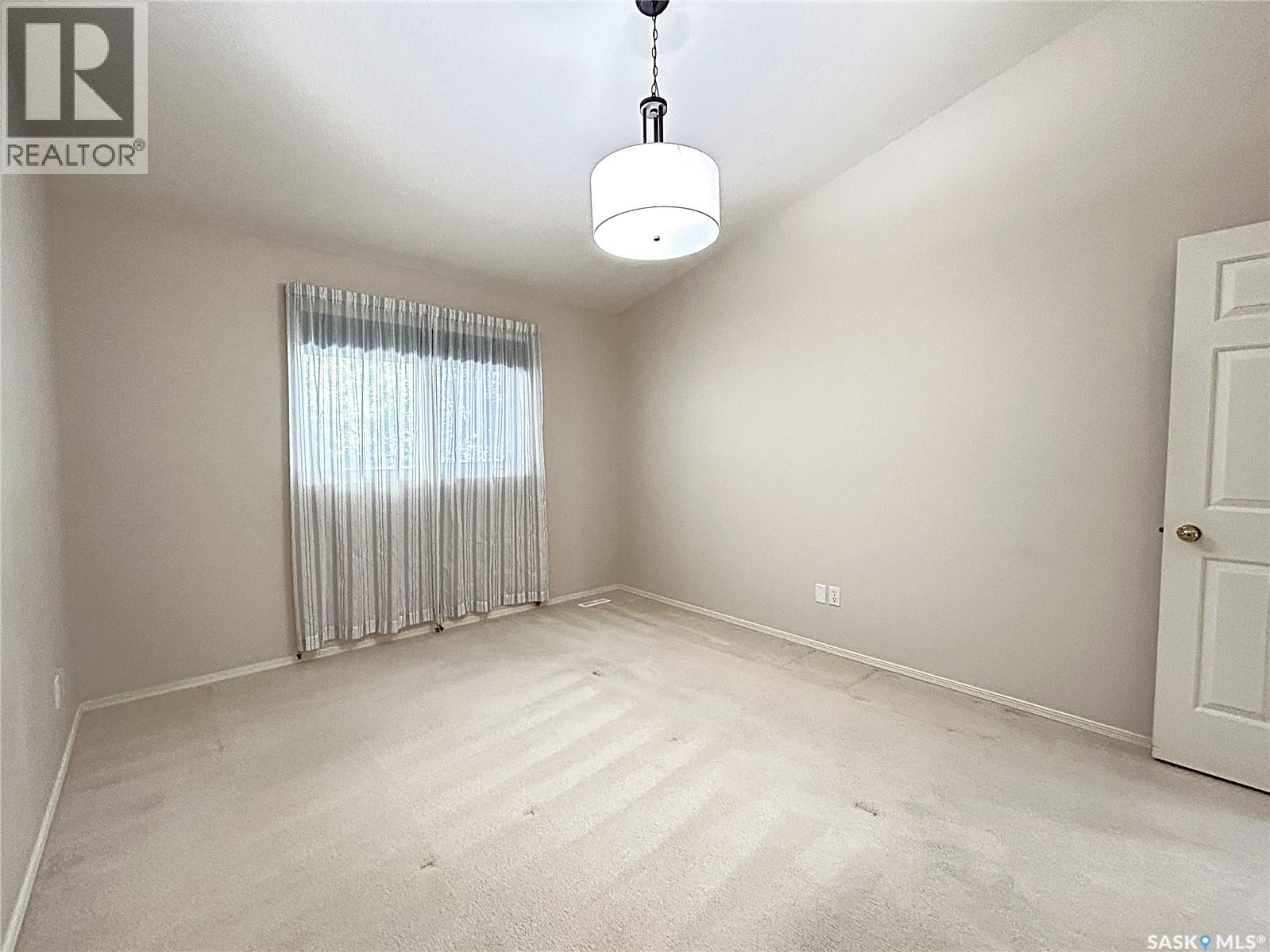 240 815 Heritage GREEN, Saskatoon — photo 18