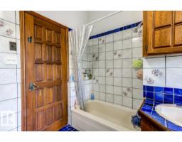6819 10 Av Nw, Edmonton, AB T6K2T9 Photo 45