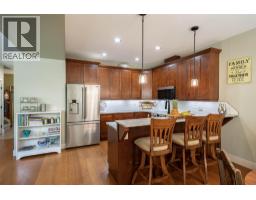 Kitchen - 9875 Selkirk Drive Unit# 133, Coldstream, BC V1B4C4 Photo 10