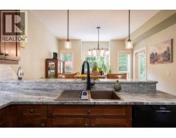 Primary Bedroom - 9875 Selkirk Drive Unit# 133, Coldstream, BC V1B4C4 Photo 8