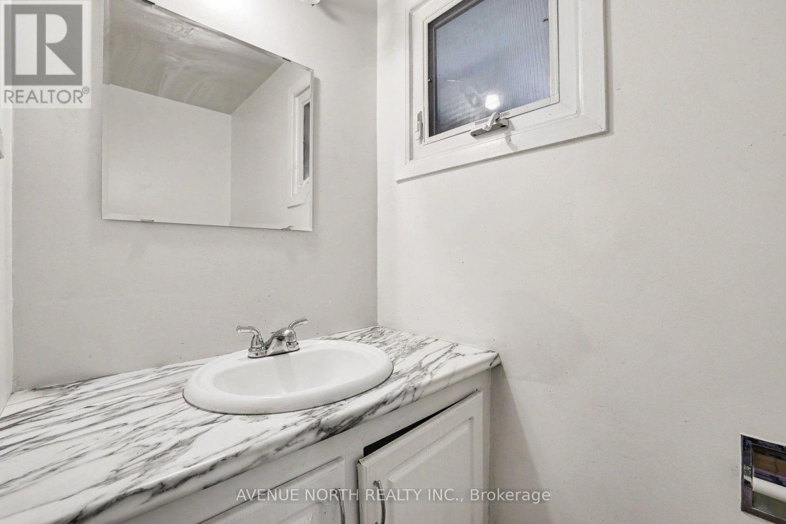68 DOWNSVIEW CRESCENT, Ottawa — photo 12