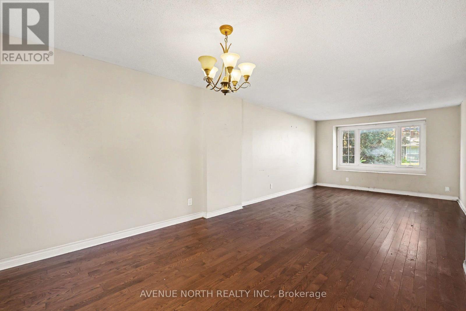 68 DOWNSVIEW CRESCENT, Ottawa — photo 6
