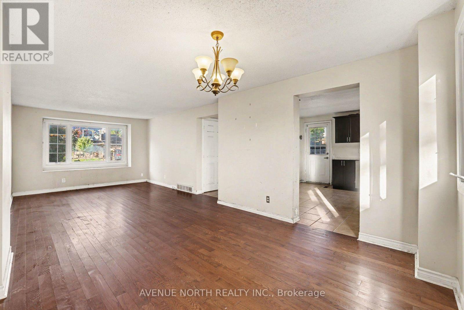 68 DOWNSVIEW CRESCENT, Ottawa — photo 7