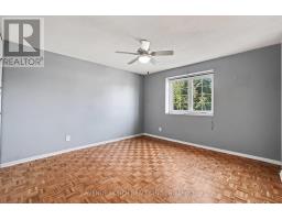68 Downsview Crescent, Ottawa, ON K2G0A5 Photo 13