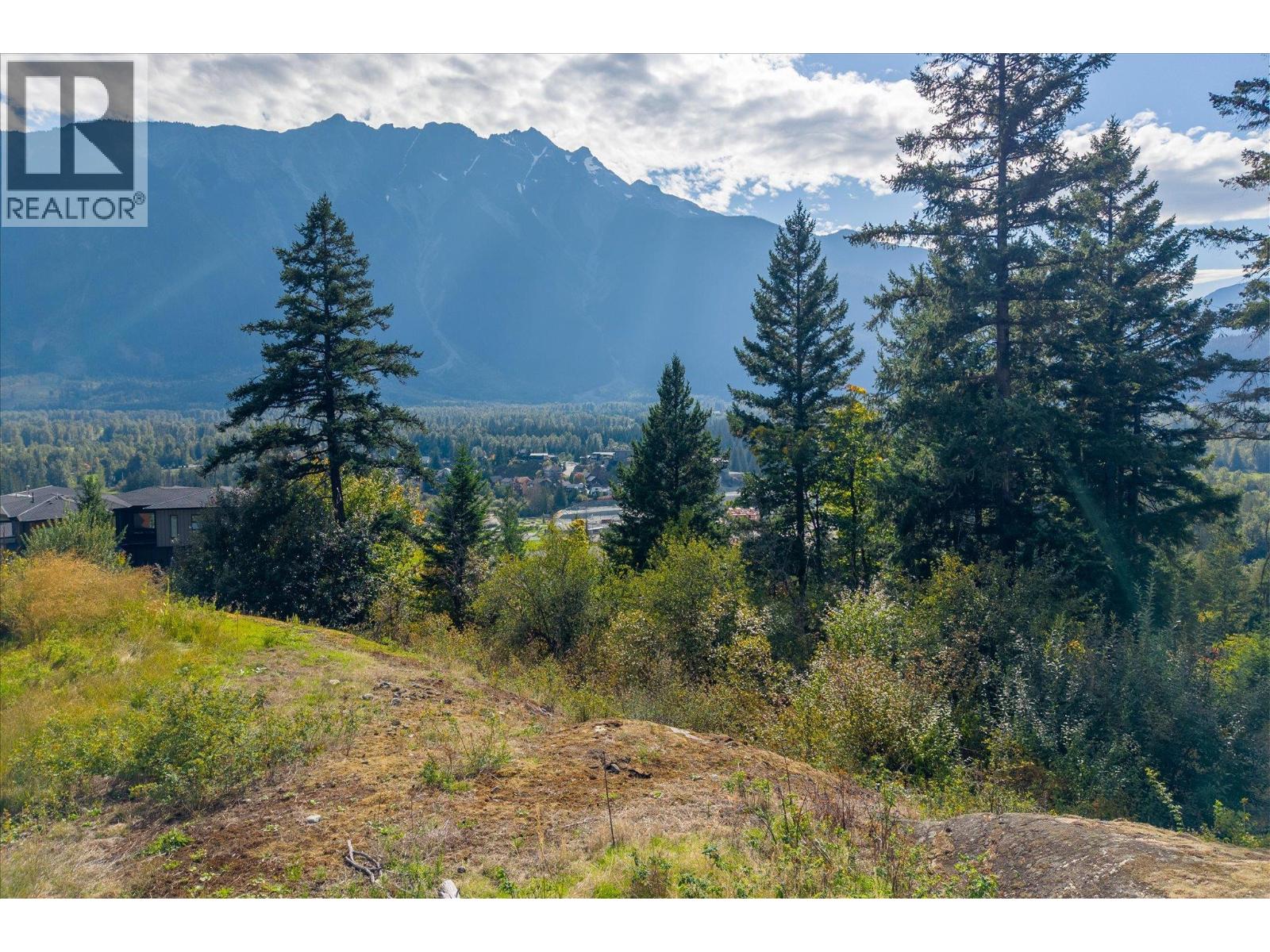 1705 WISHBONE COURT, Pemberton — photo 4