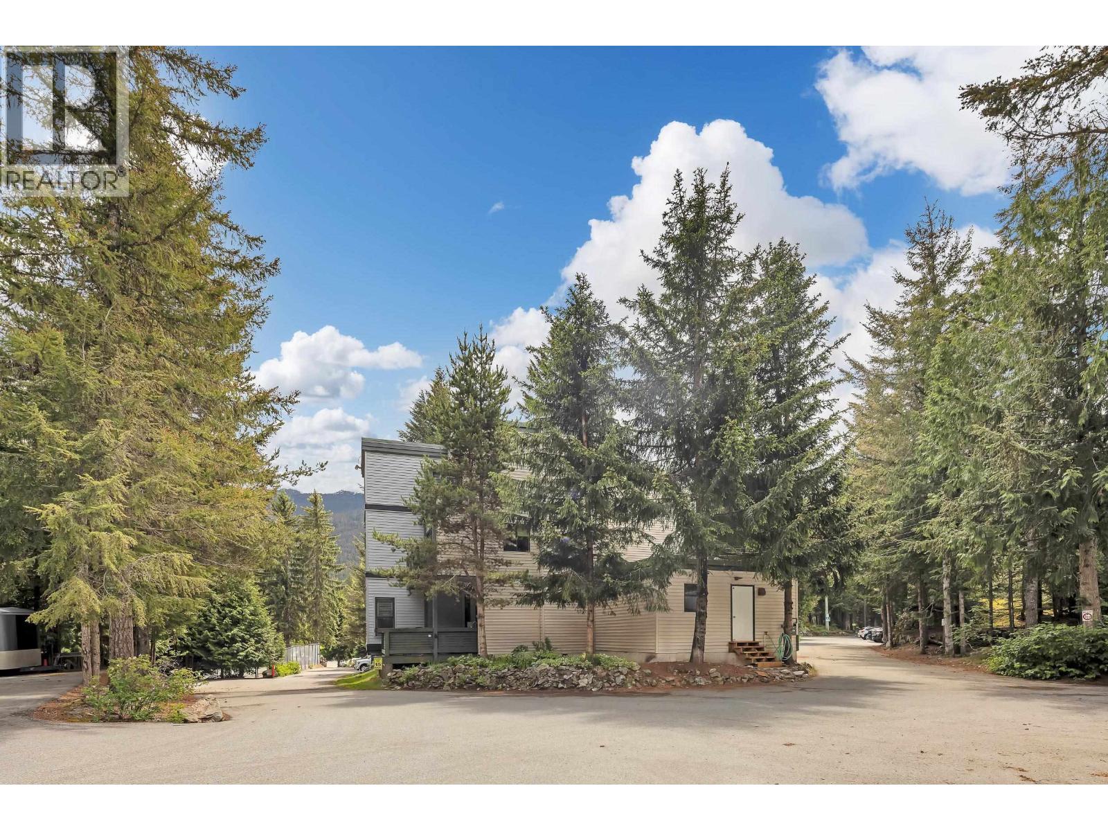 #K205 1400 ALTA LAKE Road, Whistler, British Columbia, V8E0G9, Whistler, British Columbia — photo 2 of 5
