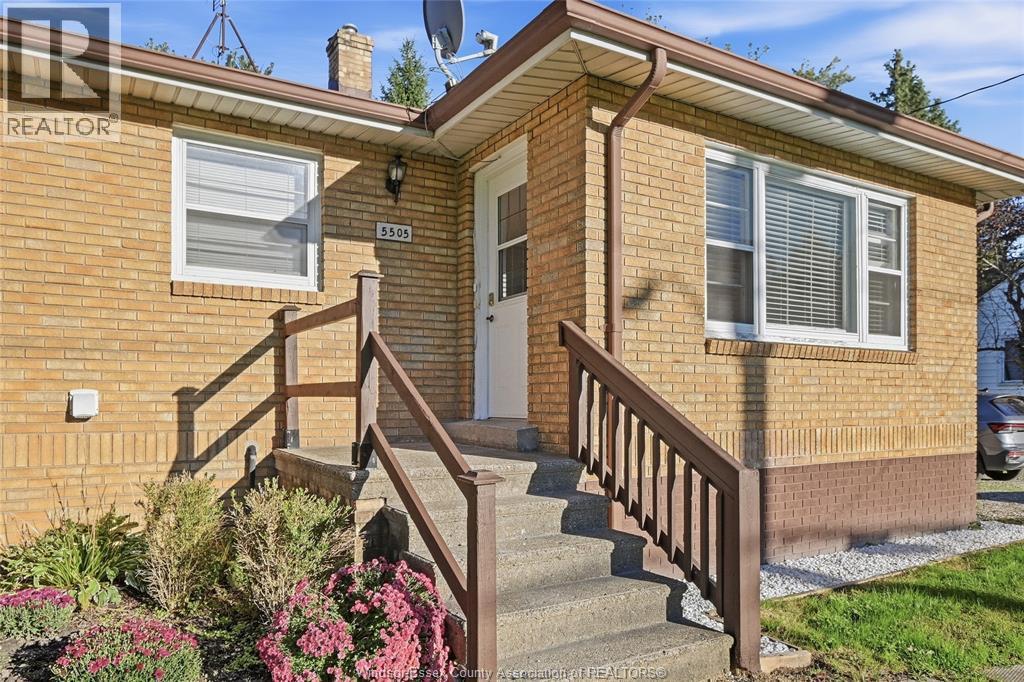 5505 MALDEN ROAD, Windsor — photo 6