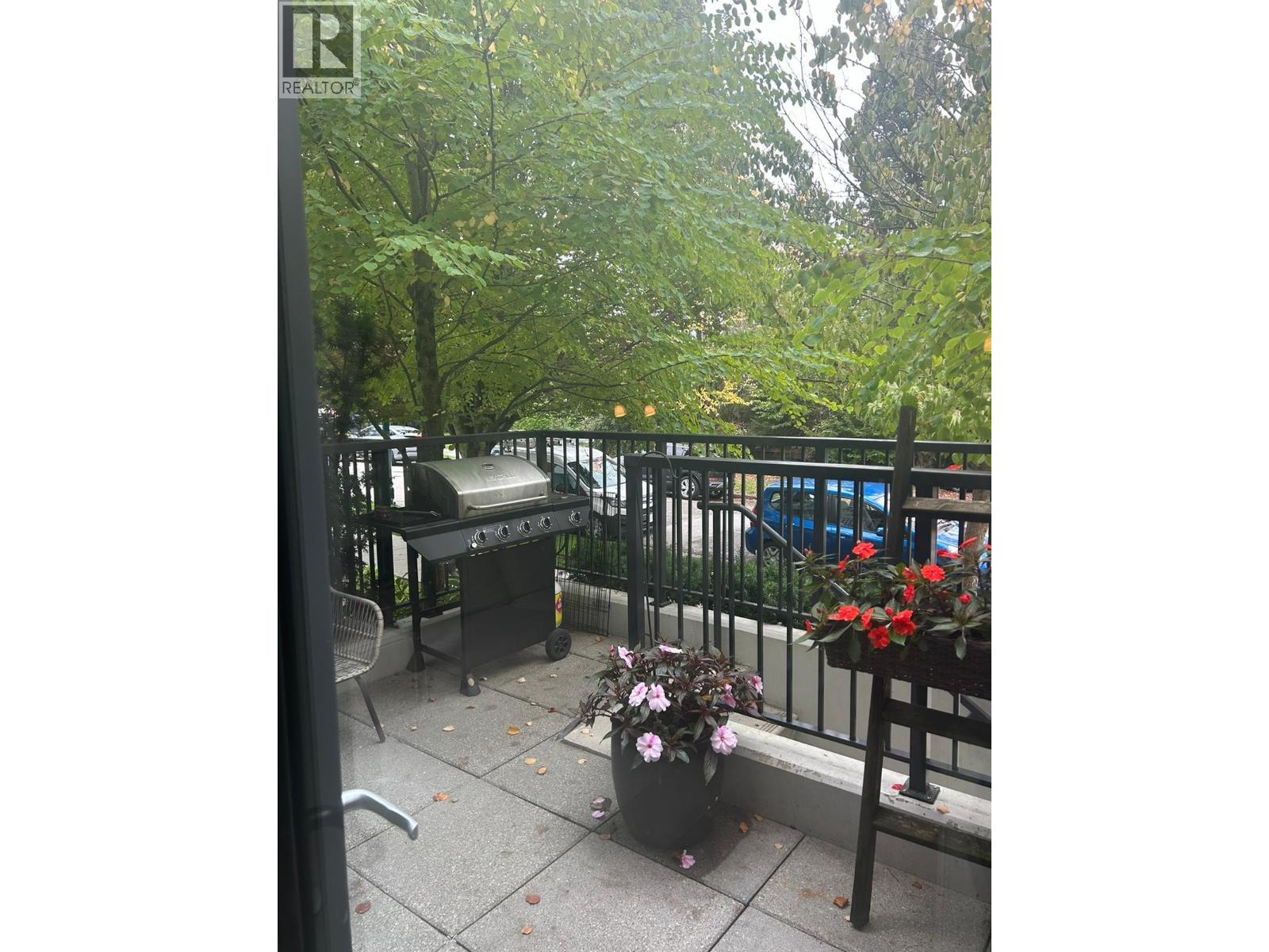 #102 4427 CAMBIE Street, Vancouver, British Columbia, V5Z2Y8, Vancouver, British Columbia — photo 3 of 5