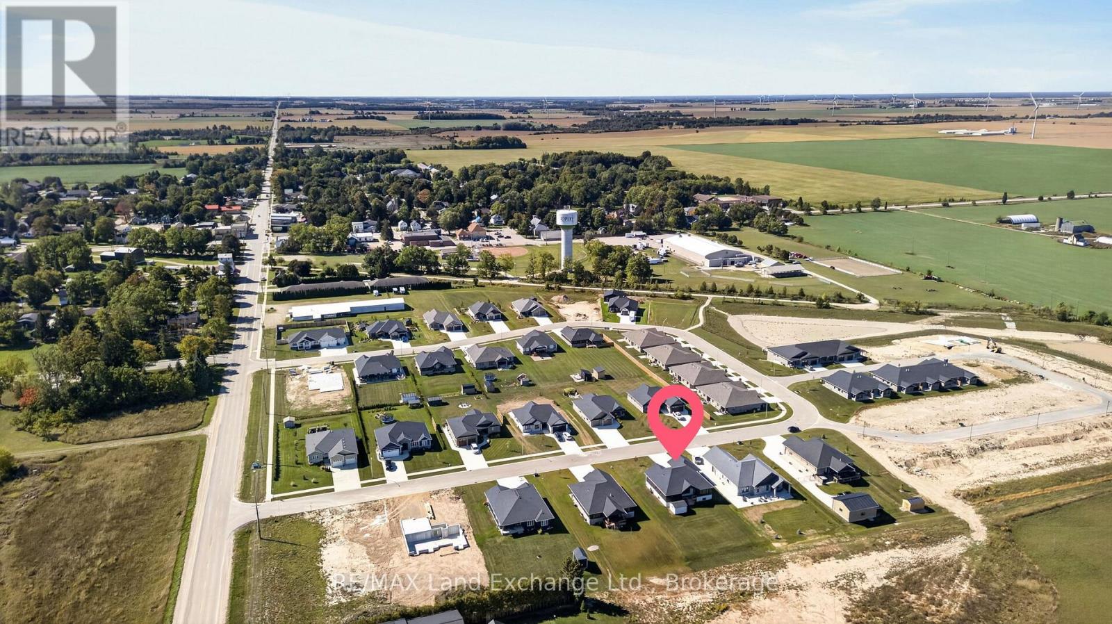 48 MCTAVISH CRESCENT - 47