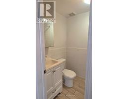 1549 O'connor Drive, Toronto, ON M5B2E7 Photo 6